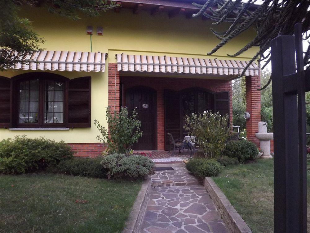 Il Gelsomino Bed & Breakfast Ferno Dış mekan fotoğraf