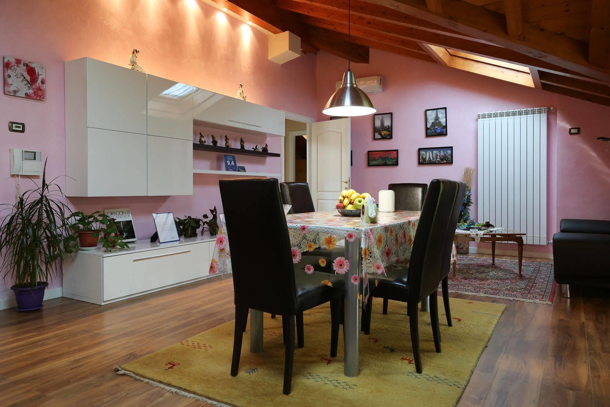 Il Gelsomino Bed & Breakfast Ferno Dış mekan fotoğraf