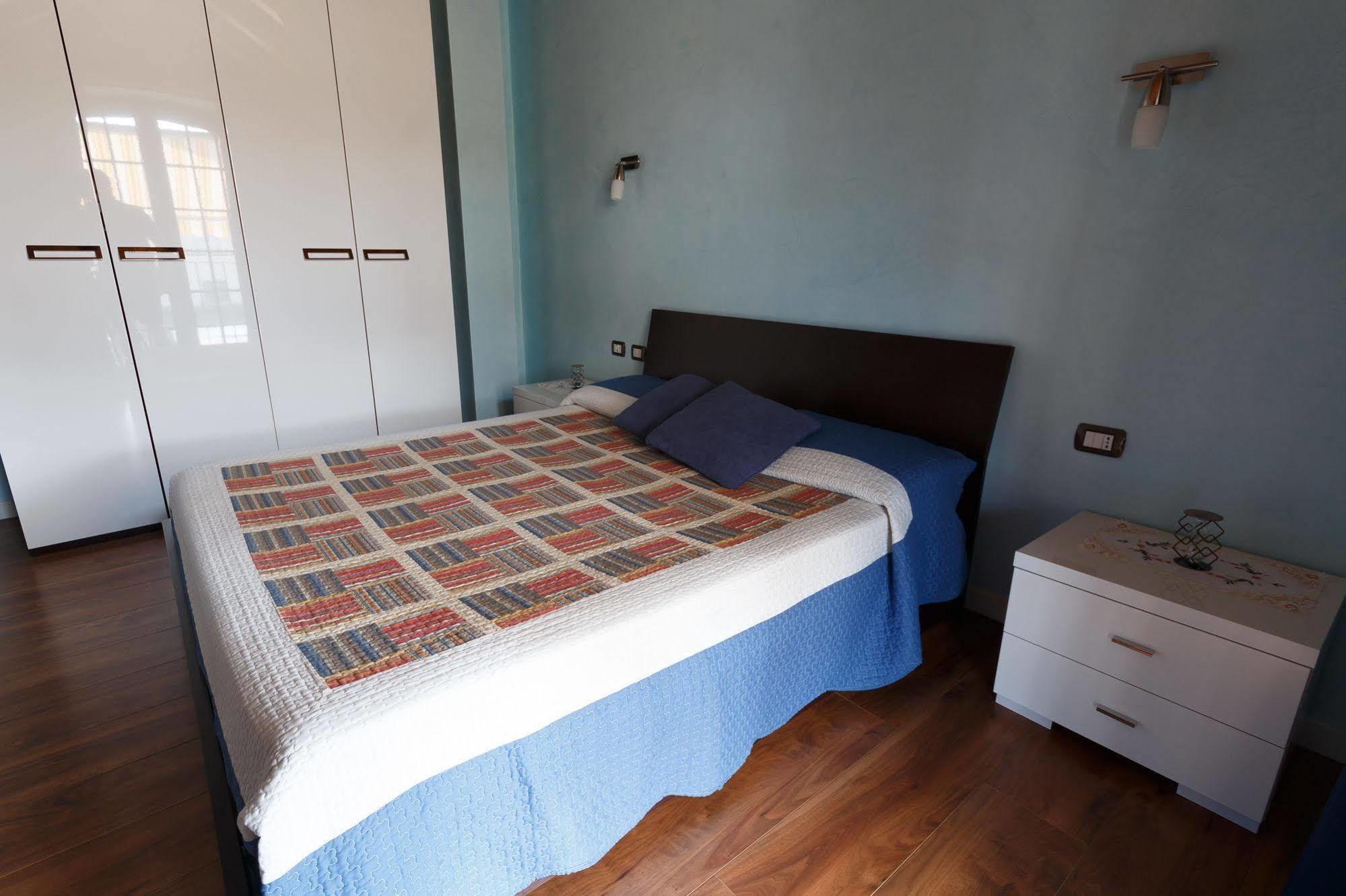 Il Gelsomino Bed & Breakfast Ferno Dış mekan fotoğraf